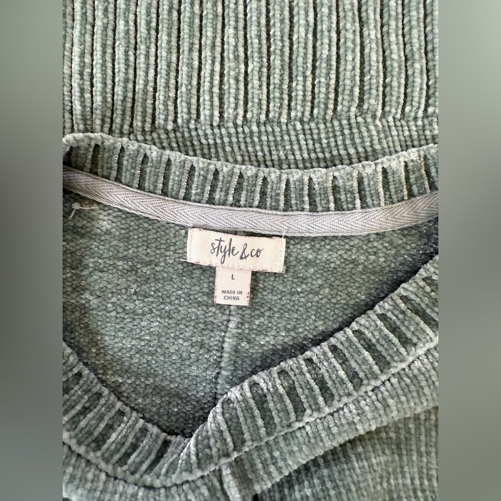 Style & Co. Sage‎ Green Crew Neck Sweater - Picture 5 of 6